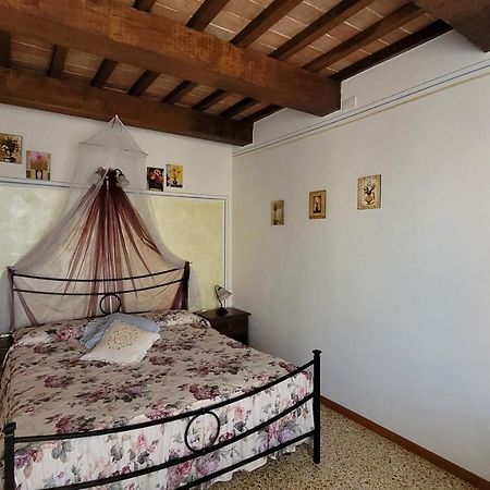 Finestra Sulla Val D'Orcia Leilighet San Quirico dʼOrcia Eksteriør bilde
